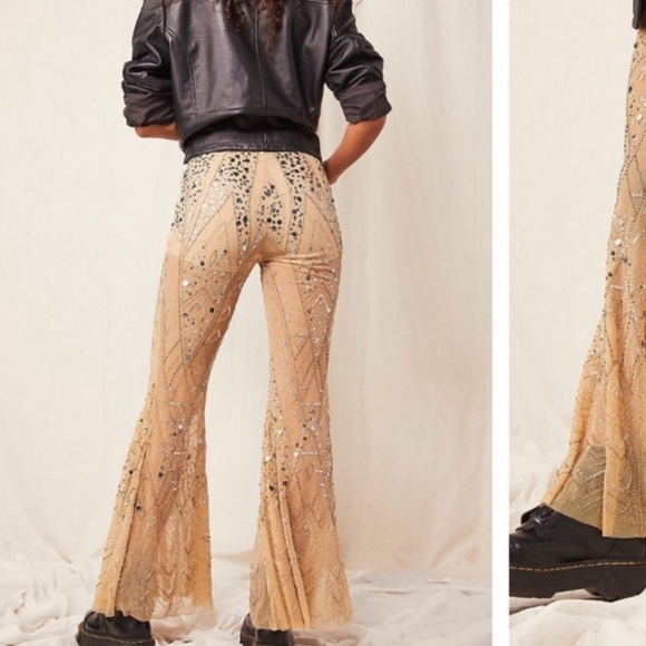 Free People Center Stage Embellished Flare Pants In Nude Size Small - Picture 4 of 8